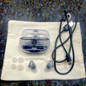 Beats Studio + Earbuds